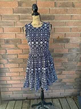 kate spade Navy & White Floral Sleeveless Fit-and-Flare Dress Size 6